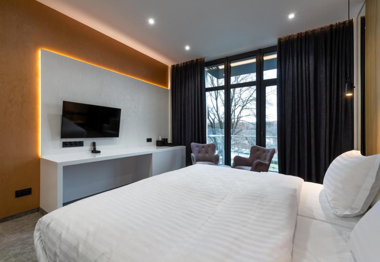 Святий Шарбель Hotel Morshyn Exterior photo